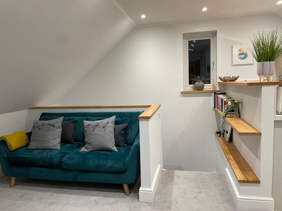 Unique Luxury Detached Apartment In Windsor That Sleeps 4 Exteriör bild